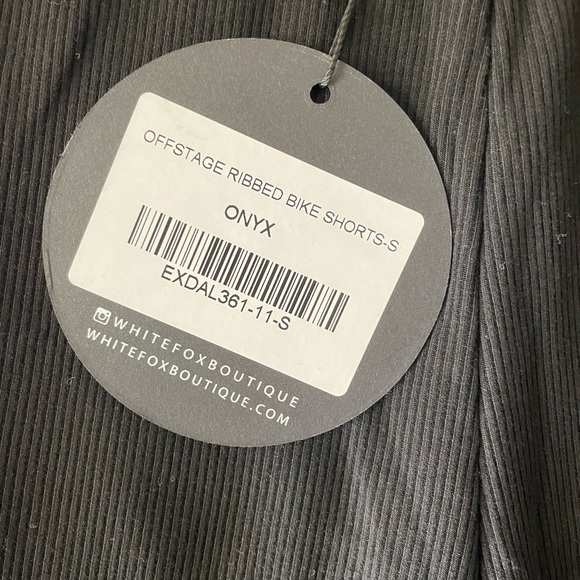 🖤✨🆕White Fox black onyx, ribbed bike shorts NWT - Picture 2 of 5